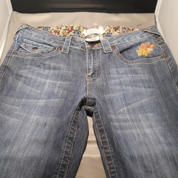 Leo  Roma  womans jeans - Picture 2 of 8